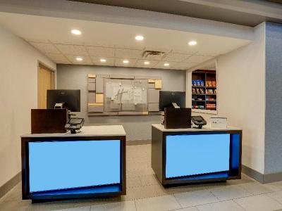 Holiday Inn Express & Suites I 95 Capitol Beltway