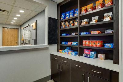 Holiday Inn Express & Suites I 95 Capitol Beltway