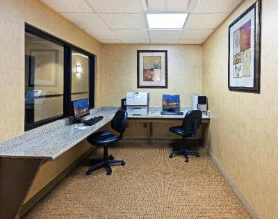 Holiday Inn Express & Suites Laredo-Event Center