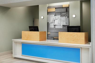 Holiday Inn Express and Suites Panama City Tyndall