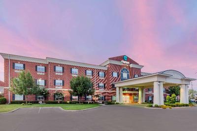 Clarion Pointe Sulphur Springs