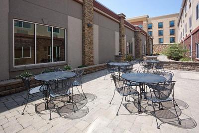 Holiday Inn Express and Suites Aberdeen