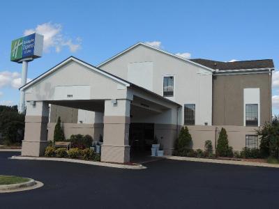 Holiday Inn Express and Suites Birmingham NE Truss
