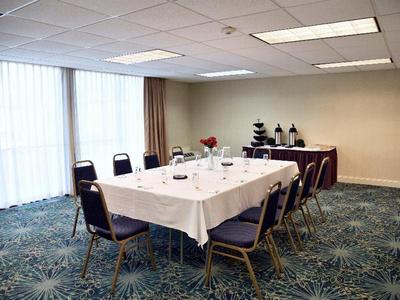 Holiday Inn Akron West Fairlawn