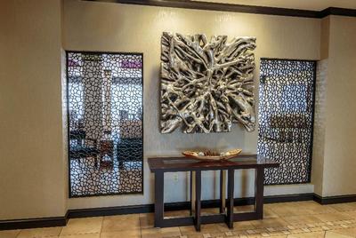 Holiday Inn Express and Suites Farmington