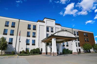 Holiday Inn Express Fargo West Acres