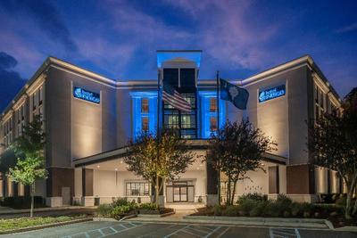 Hotel Indigo Mount Pleasant