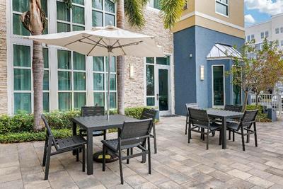 Staybridge Suites St. Petersburg Downtown