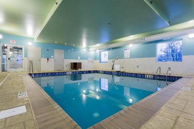 Holiday Inn Express and Suites Reading