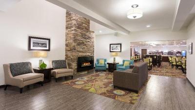 Holiday Inn Express and Suites Wyomissing