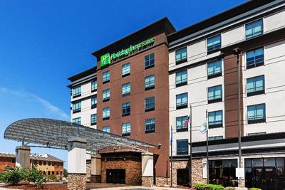 Holiday Inn Hotel and Suites Tulsa South