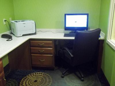 Holiday Inn Express and Suites Winchester