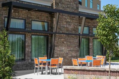 Holiday Inn Express Moline Quad Cities