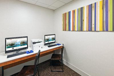 Holiday Inn Express and Suites Shreveport South Pa