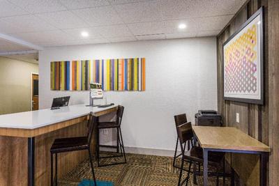 Holiday Inn Express and Suites Petersburg Fort Lee