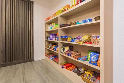 Holiday Inn Express and Suites Petersburg Fort Lee