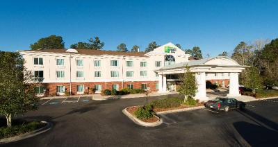 Holiday Inn Express and Suites Walterboro I 95