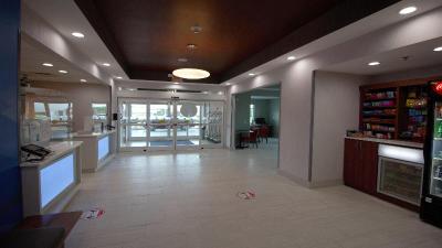 Holiday Inn Express and Suites Somerset Central