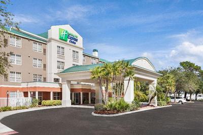 Holiday Inn Express and Suites Sarasota East I 75