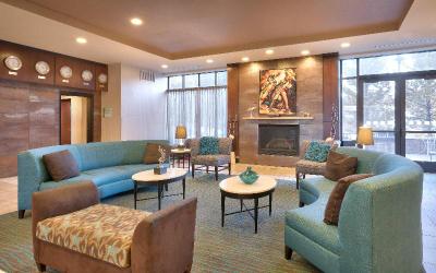 Holiday Inn Hotel and Suites Salt Lake City Airpor
