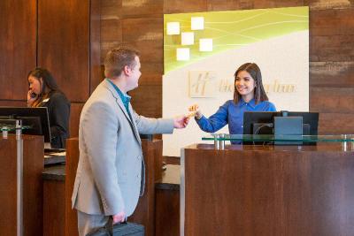 Holiday Inn Hotel and Suites Salt Lake City Airpor