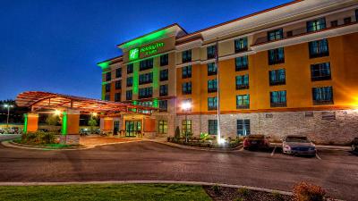 Holiday Inn Hotel and Suites Tupelo North