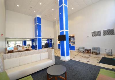 Holiday Inn Express Toledo Oregon