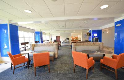 Holiday Inn Express Toledo Oregon
