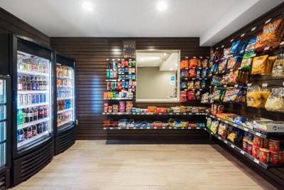 Holiday Inn Express Warrenton