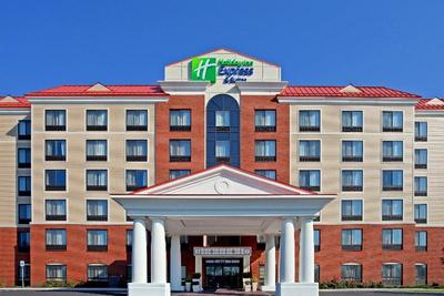 Holiday Inn Express and Suites Latham