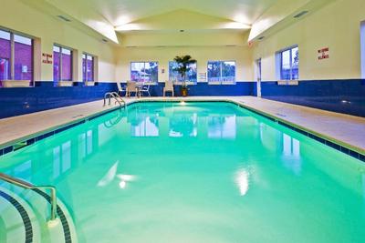Holiday Inn Express & Suites Dickson by IHG