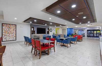 Holiday Inn Express and Suites Mt. Juliet Nashvill