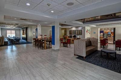 Holiday Inn Express and Suites Smyrna Nashville Ar