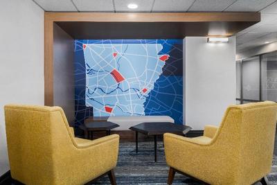 Holiday Inn Express and Suites Bentonville