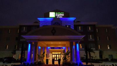 Holiday Inn Express and Suites Atascocita Humble K