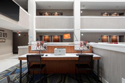 Holiday Inn Express and Suites Milton East I 10
