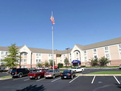 Sonesta Simply Suites Birmingham