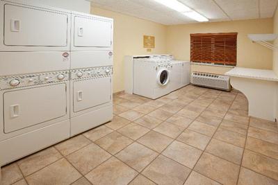 Candlewood Suites Elgin NW Chicago