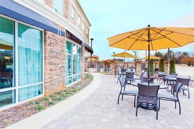 Holiday Inn Express and Suites Huntsville West Res