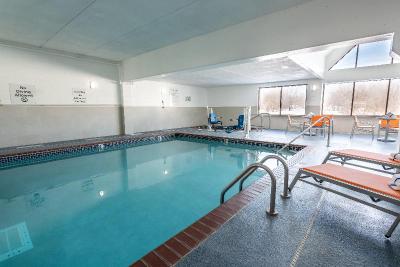 Holiday Inn Express and Suites Coon Rapids Blaine
