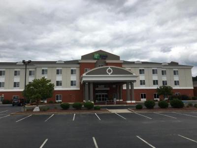 Holiday Inn Express & Suites Athens