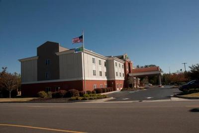 Holiday Inn Express & Suites Athens
