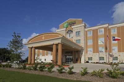 Holiday Inn Express & Suites Houston East Baytown