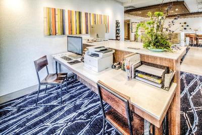 Holiday Inn Express and Suites Cleveland West West