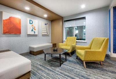 Holiday Inn Exp & Sts Dallas Park Central NorEast