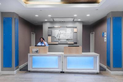 Holiday Inn Express and Suites Florence I 95 and I