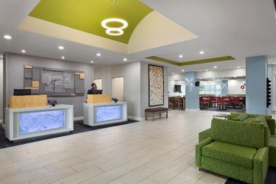 Holiday Inn Express and Suites Florence I 95 at Hw