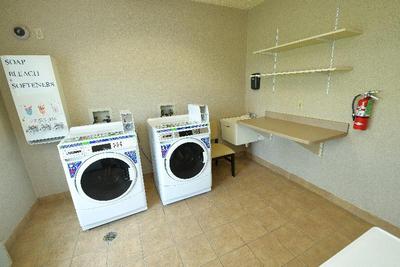 Holiday Inn Express & Suites Grand Forks