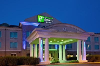 Holiday Inn Express and Suites Greenwood