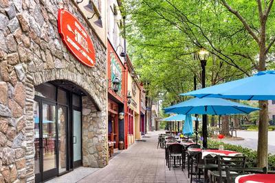 Holiday Inn Express & Suites Greenville-Downtown
